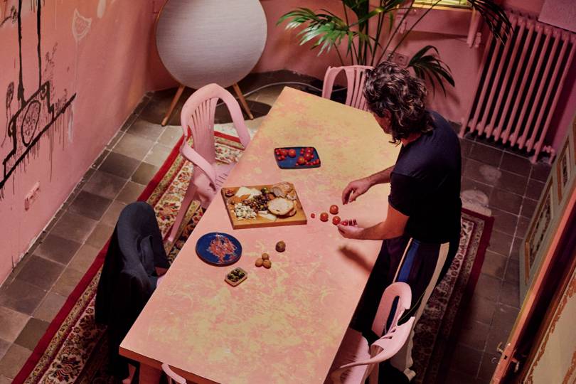 Step inside the vibrant and extraordinary house of one of Barcelona's most creative couples - Vimarsana News