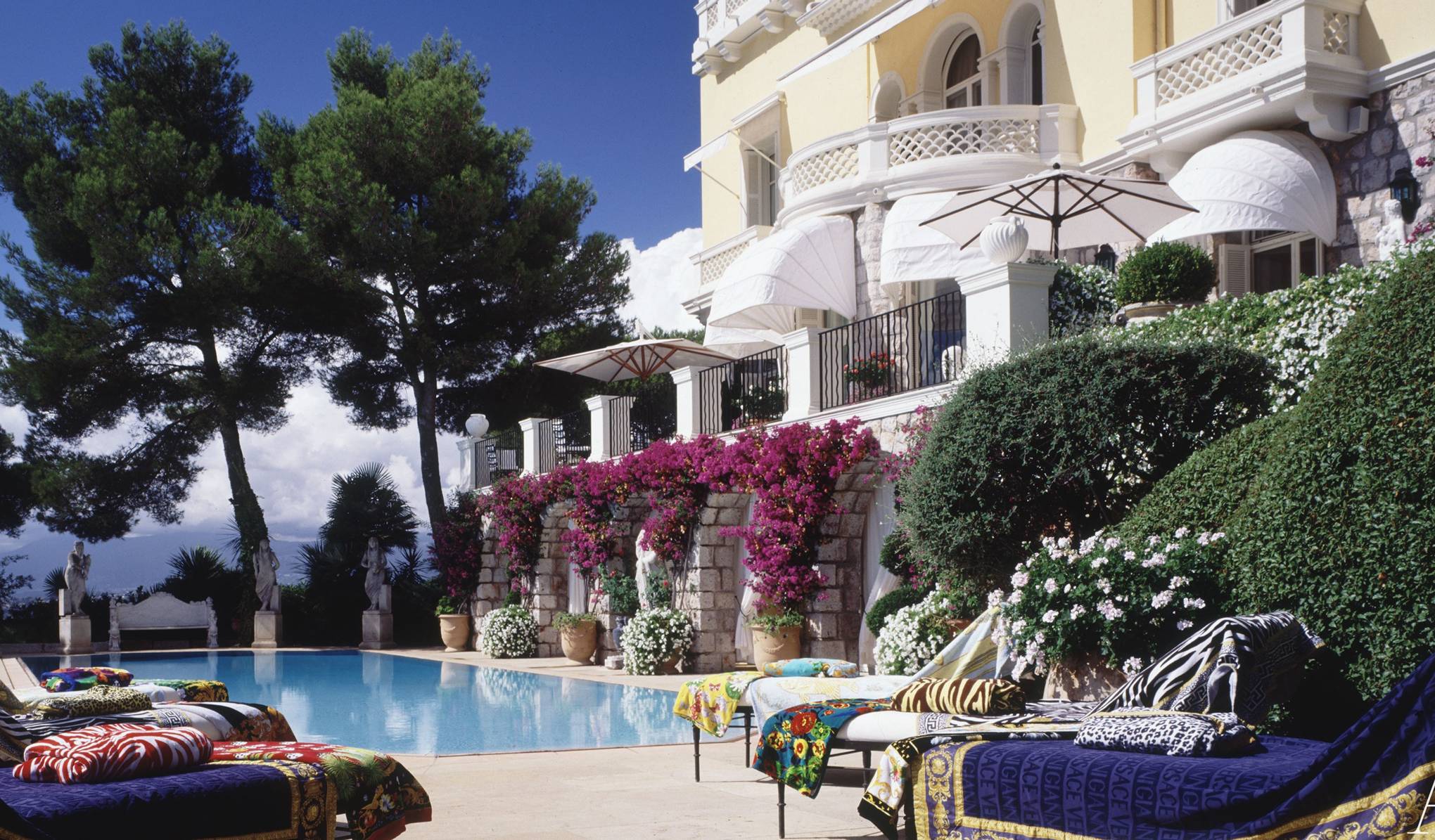 Elton John's house in Nice House & Garden