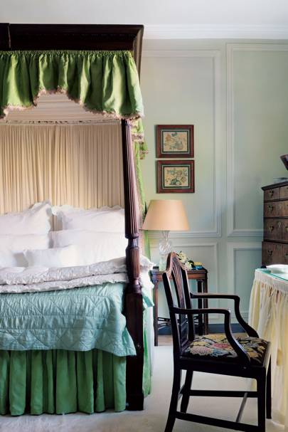 Apple Green Four Poster