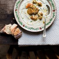 Easy French Dinner Party Menu : Complete Guide How To Host An Authentic French Holiday Dinner Party Sight Seeker S Delight / Then save it to serve after savory tuna and vegetables, paired with a garlicky mayonnaise.