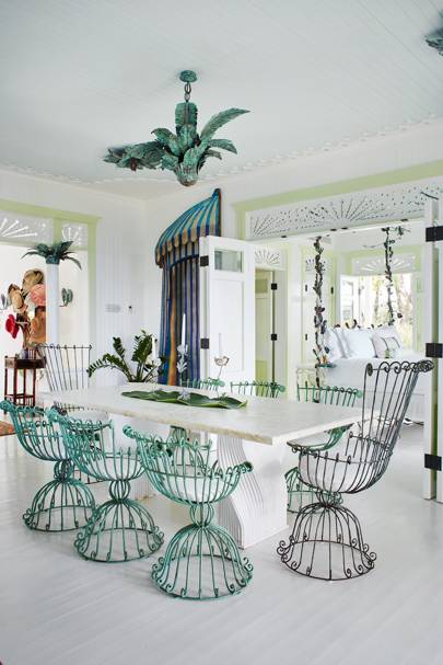 Dining room with verdigris garden furniture | Dining Room Design Ideas