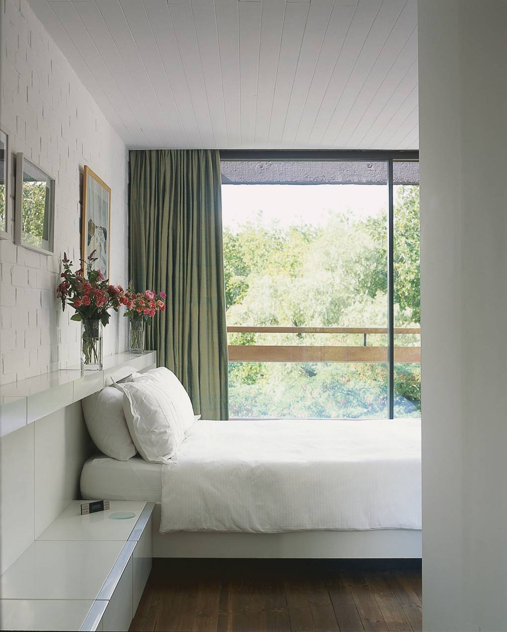 White Room Ideas House Garden