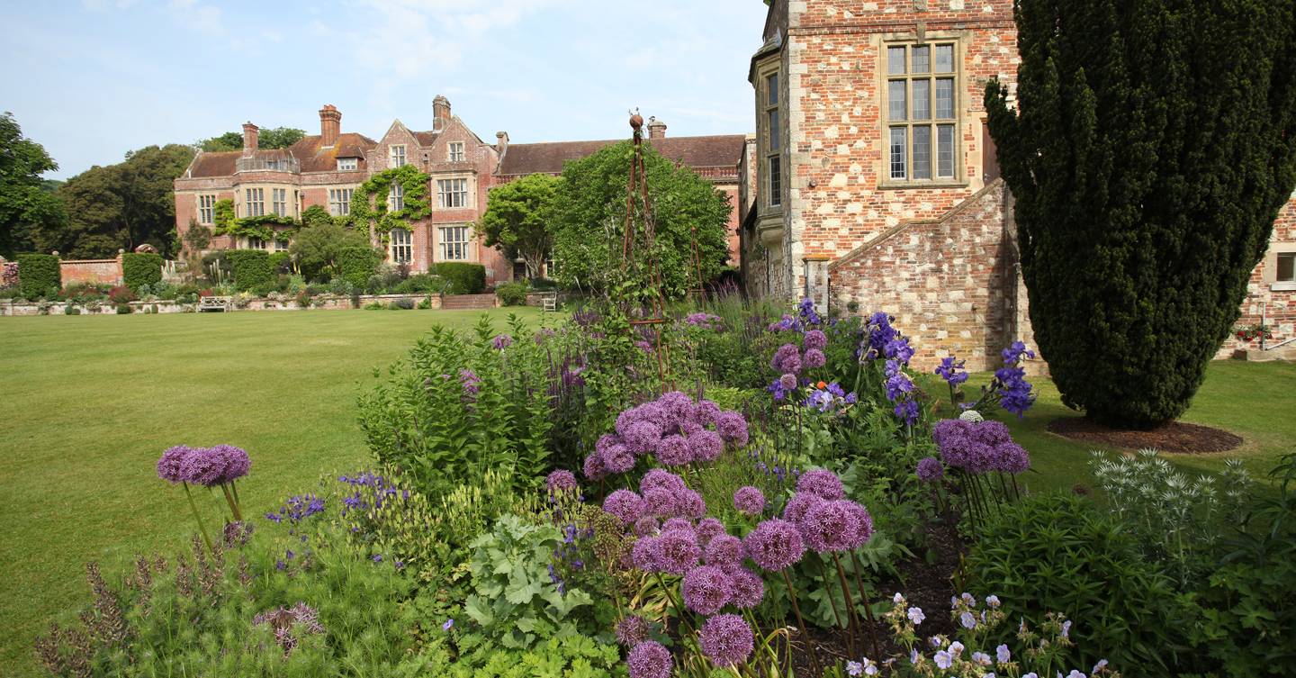 Glyndebourne Gardens 