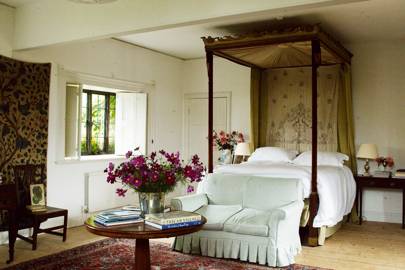 Country manor bedroom