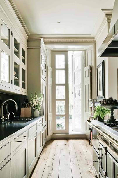 Kitchen Traditional Home Kitchens Interior Design Ideas Office Interiors Simple Decorating Designs French Country Farmhouse Southern Living Traitional Mountain House Crismatec Com