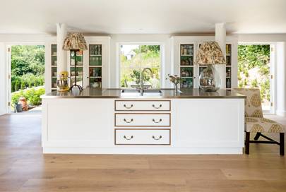 White Kitchen Ideas House Garden
