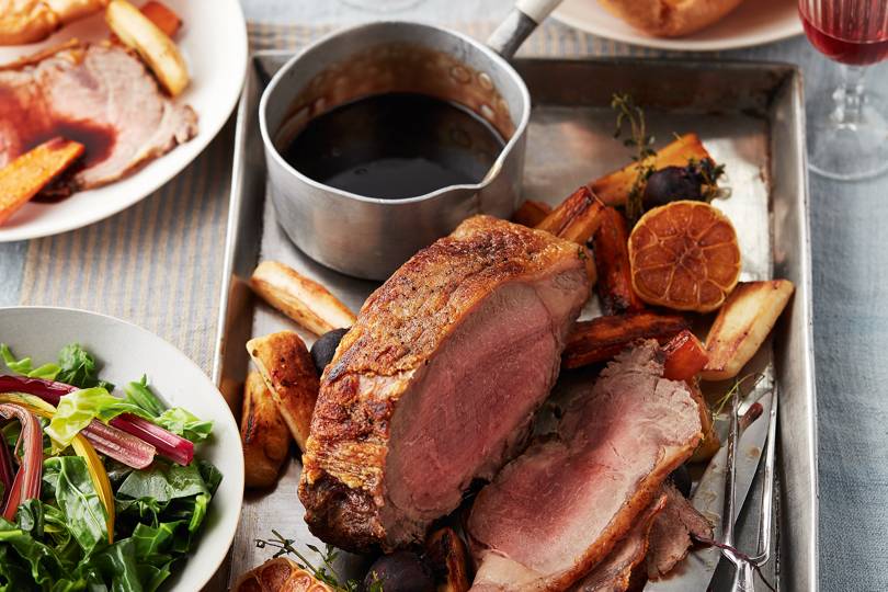 Roast beef recipe with caramelised onion gravy from Gordon Ramsay ...