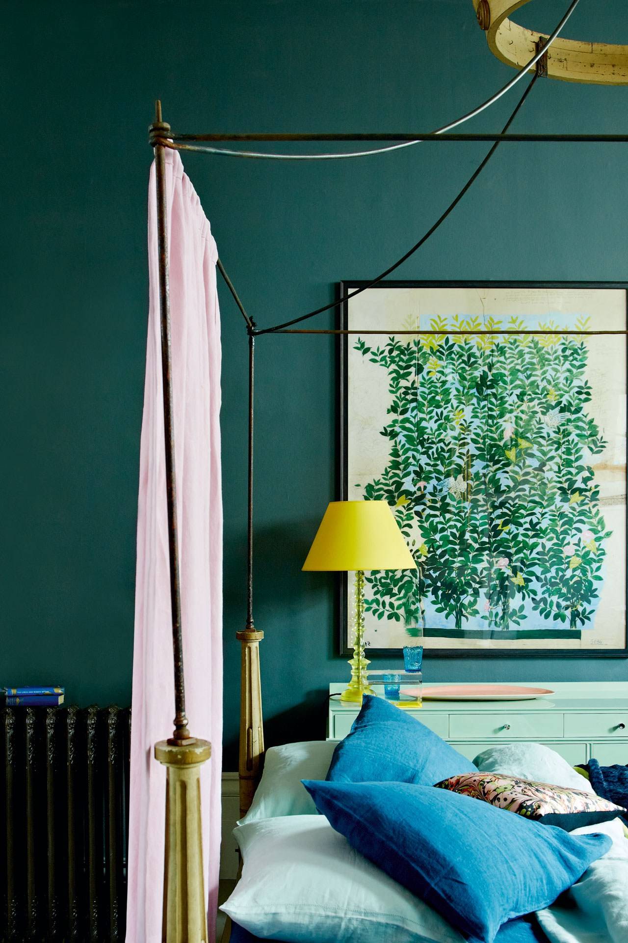 Awesome teal blue bedroom ideas Teal Blue Bedroom Wall Paint Colour Ideas House Garden