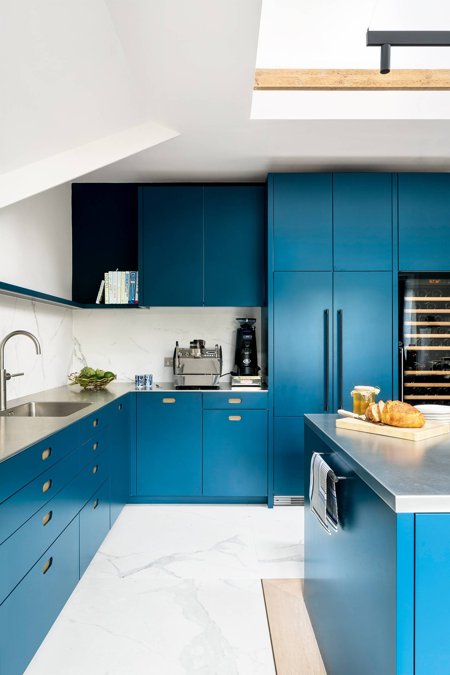 Kitchen Case Study A Modern Teal Kitchen In Hampstead House Garden