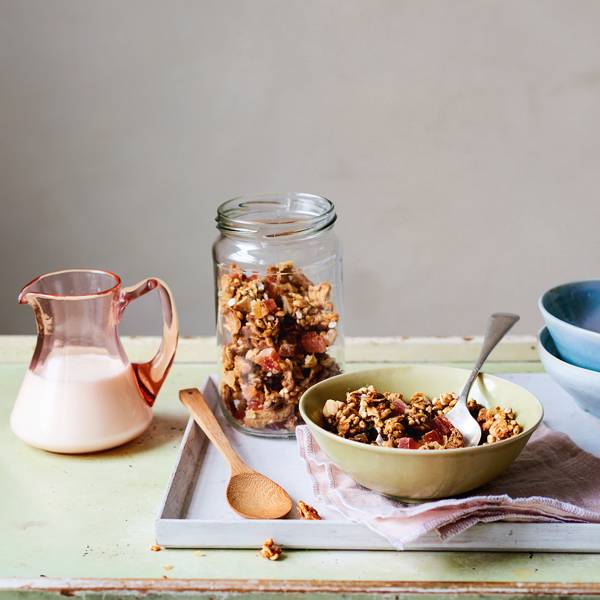Breakfast Bar Ideas and Designs | Stools, Countertops, Worktops