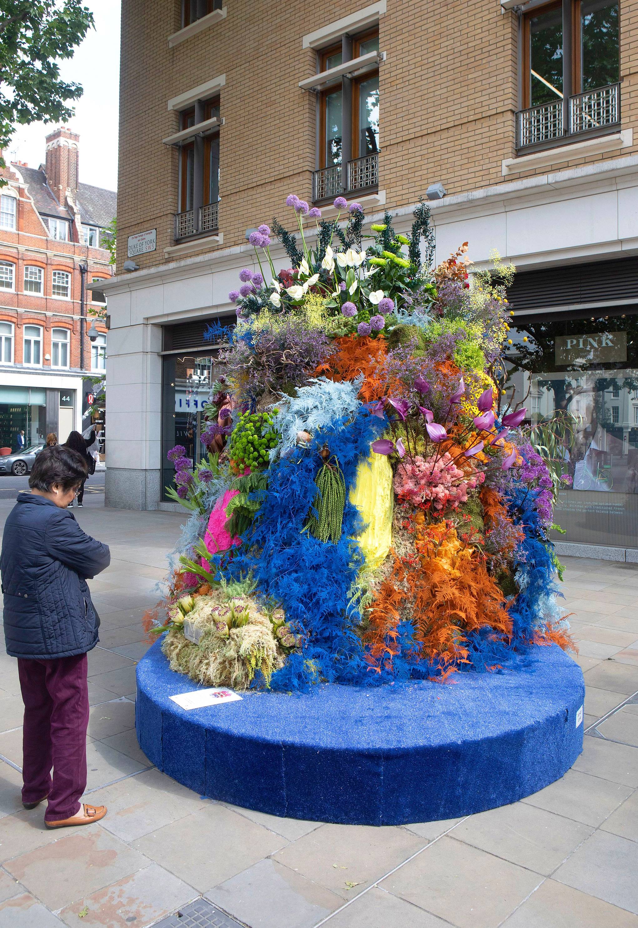 Flowers in London to celebrate Chelsea Flower Show House & Garden
