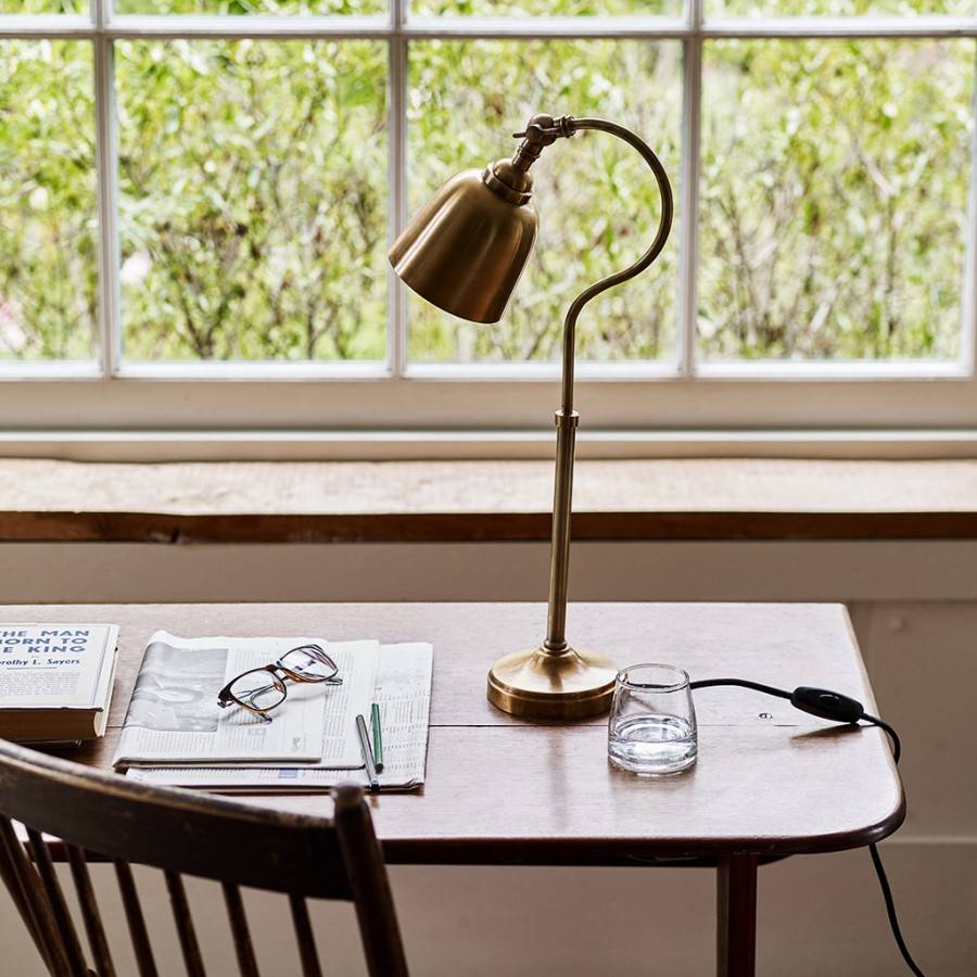 hester floor lamp