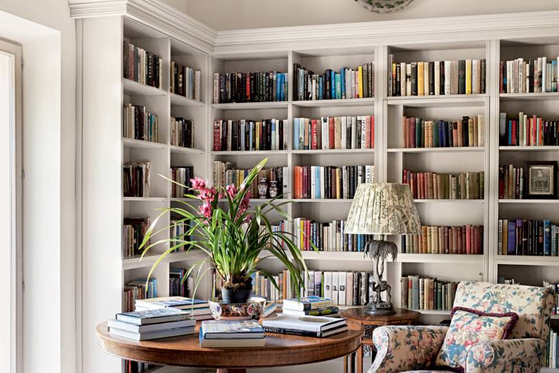 How to arrange books | House & Garden