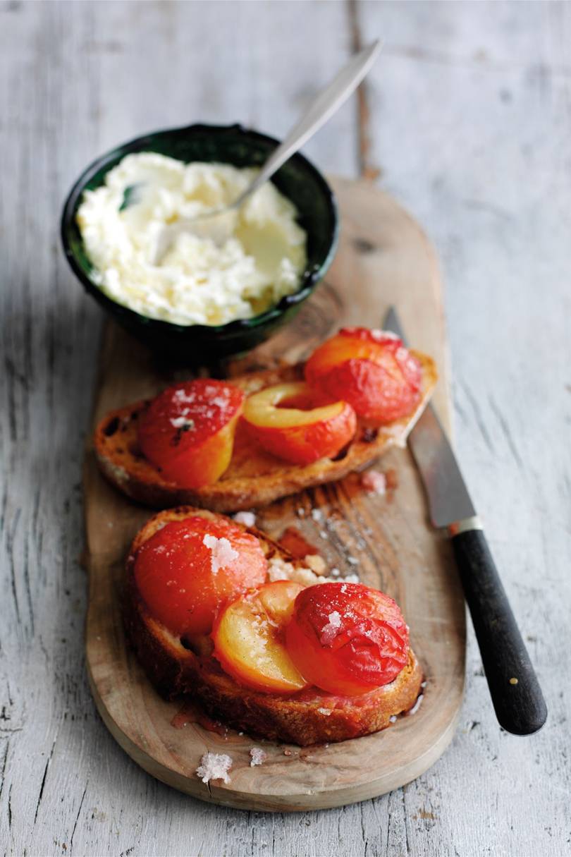 Plums On Toast With Mascarpone - Healthy & Easy Recipe Ideas | House