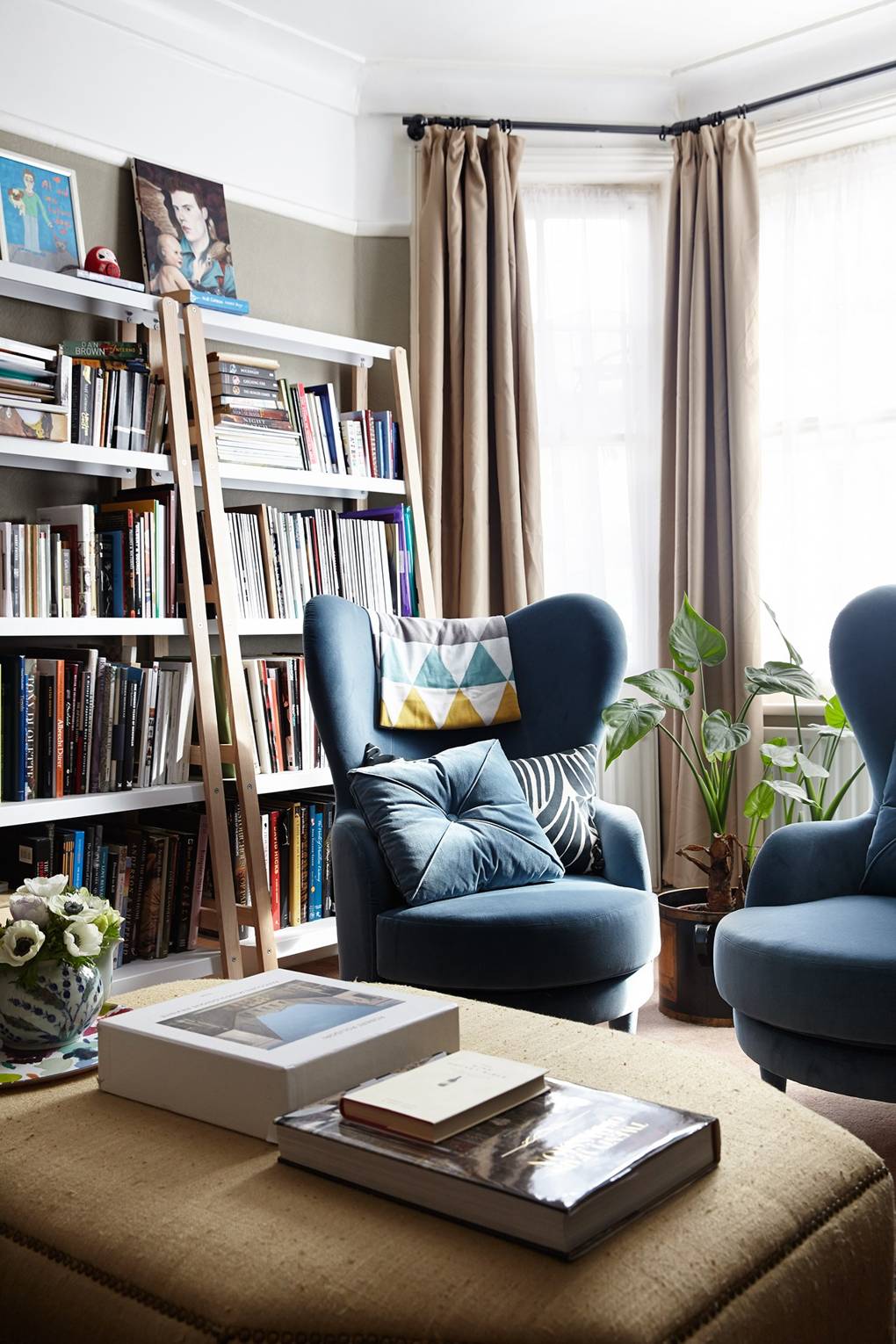 How to decorate the living room of a rental flat | House & Garden