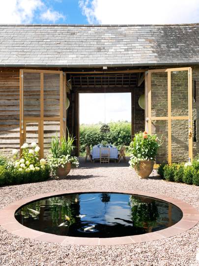 Featured image of post Outbuilding Ideas / Outbuildings see a guesthouse built by grandpa for summertime fun.