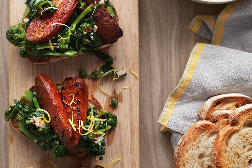 Broccoli with chorizo on sourdough toast recipe - Vimarsana News
