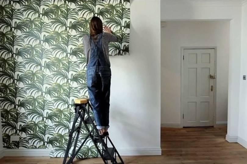 how-to-hang-wallpaper-horizontally-hang-patterned-wallpaper-house