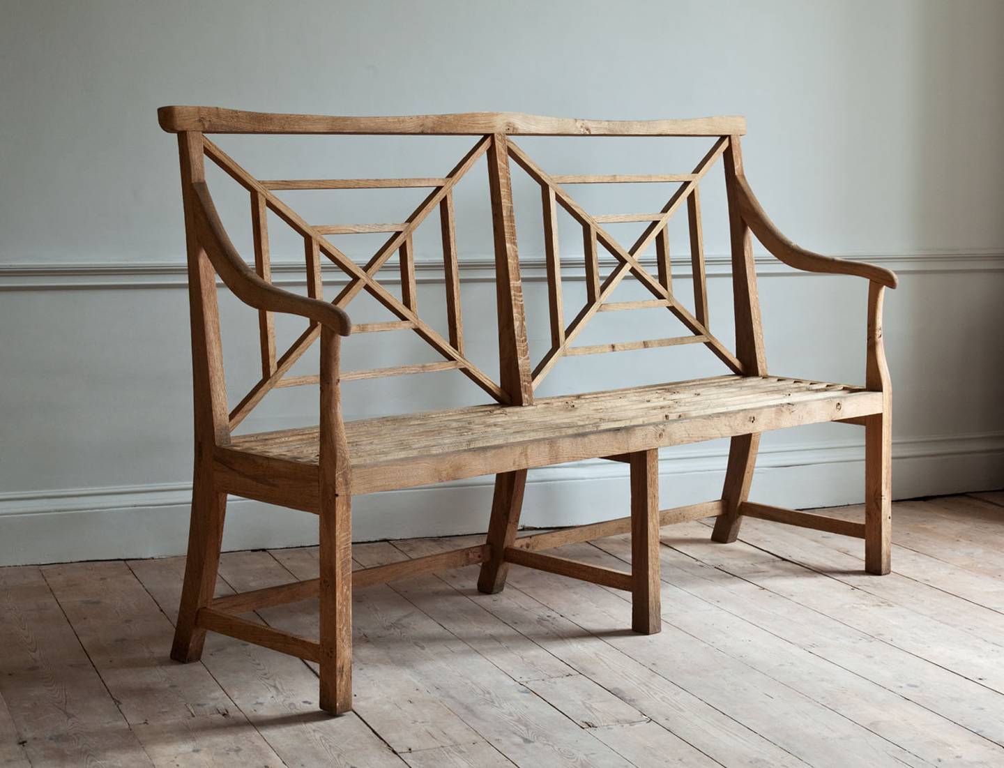 The best garden benches to buy now | House & Garden