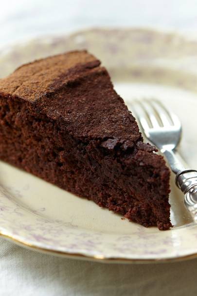 Amber Rose Flour-Free Chocolate & Beetroot Cake - Healthy & Easy ...