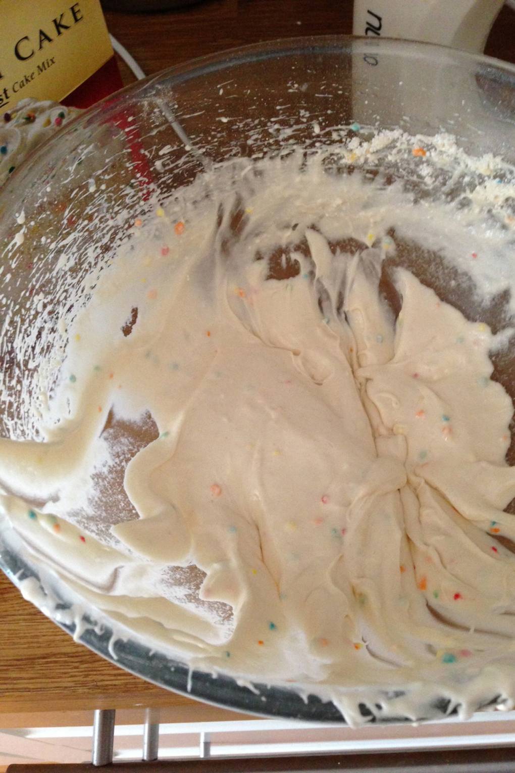 Ice Cream Cake Pops How To Bake The Ultimate Children S Cake