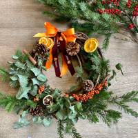 The best online Christmas wreath workshops to get you into the festive